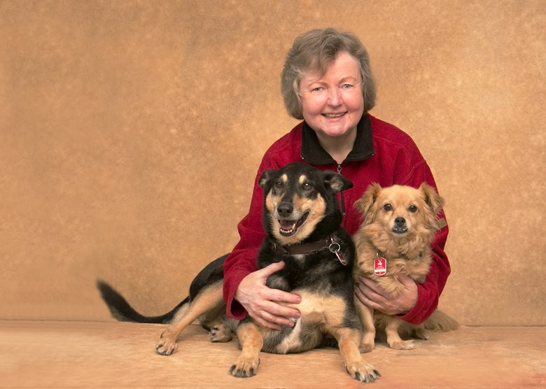 Petra Zipp und ihre beiden Hunde