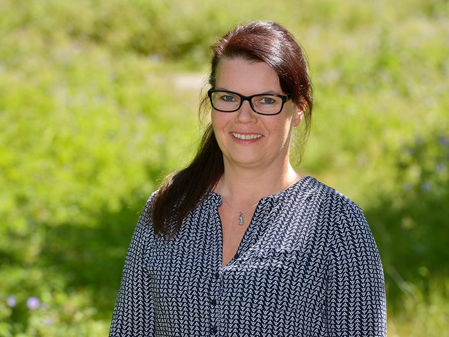 Dr. Cristeta Brause