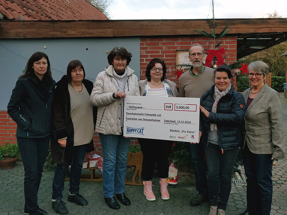 Scheckübergabe an den Tierschutzverein Friesoythe