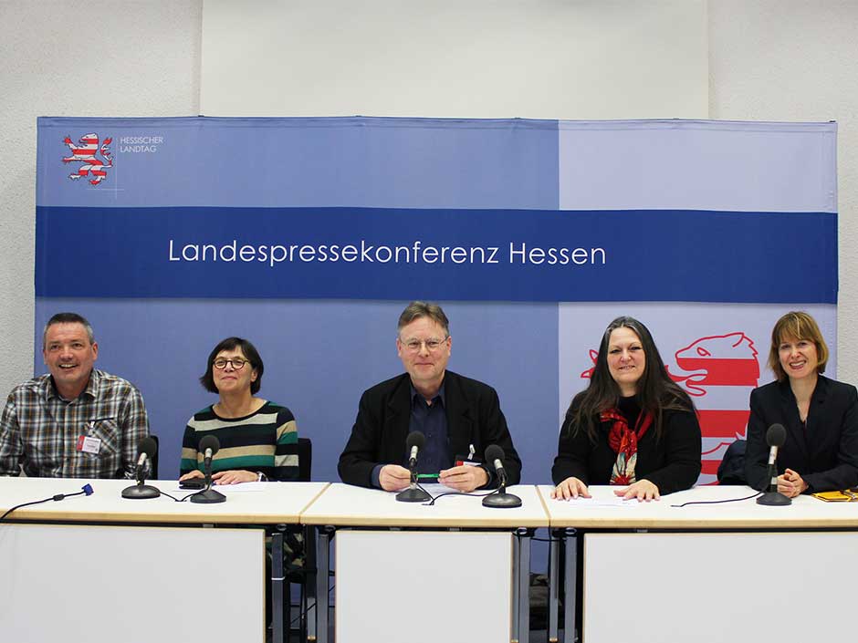 Bekanntgabe auf der Landespressekonferenz: Tierschutzorganisationen verlassen geschlossen Hessischen Tierschutzbeirat. 
